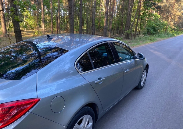 Opel Insignia cena 27200 przebieg: 270000, rok produkcji 2013 z Tarnobrzeg małe 301